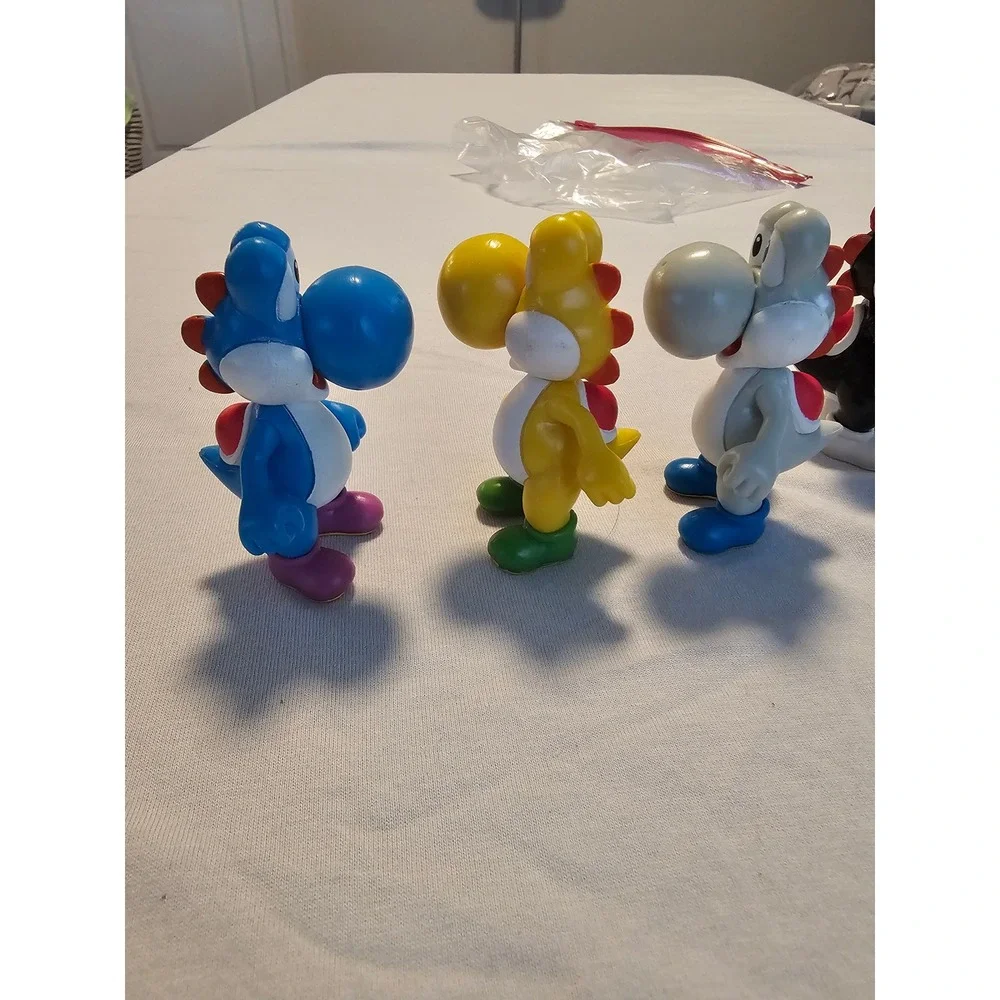 Nintendo‎ Super Mario Yoshi Action Figure Set Jakks Pacific Multi Color 5pc 2.5